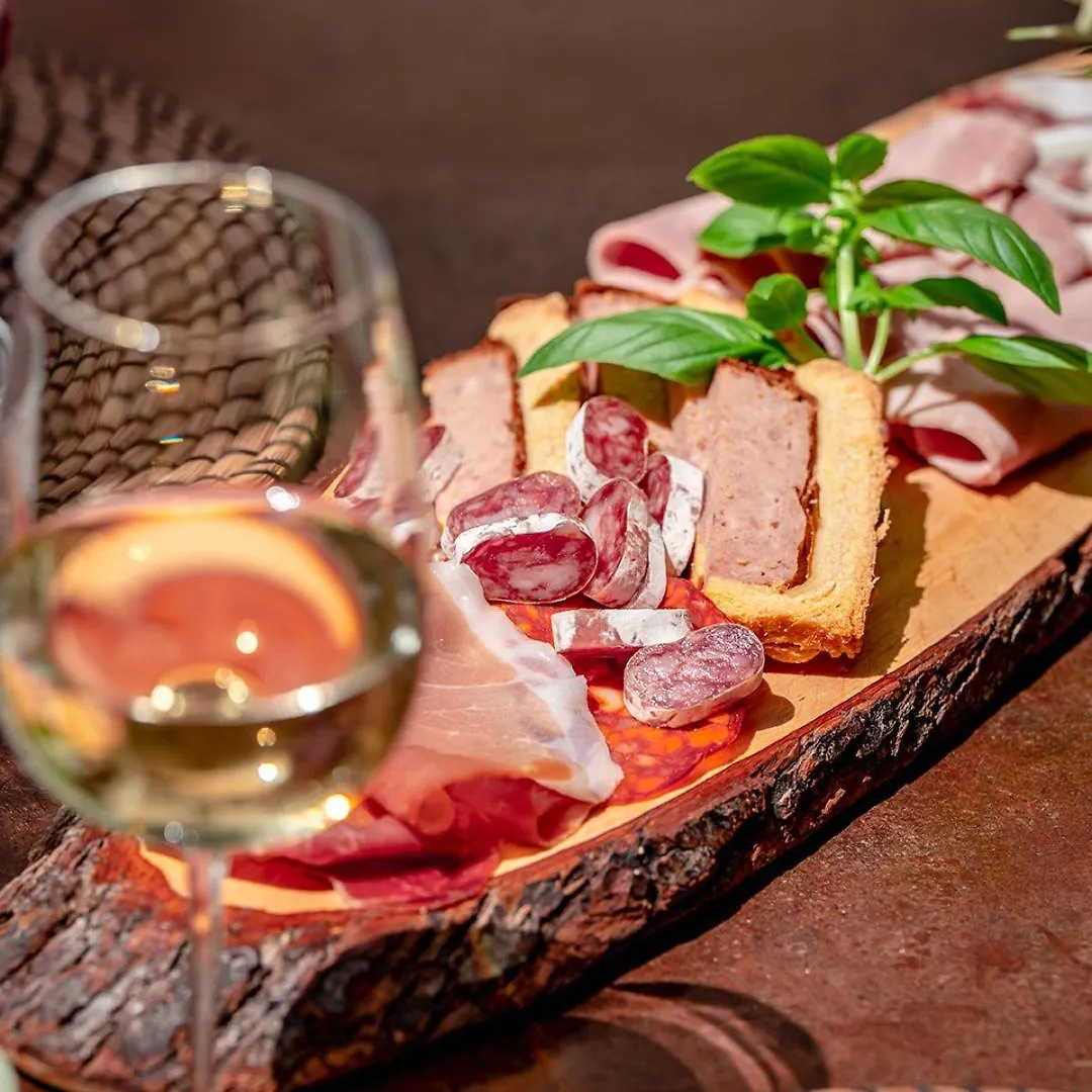 Mas Des Comtes De Provence Hotel Tarascon