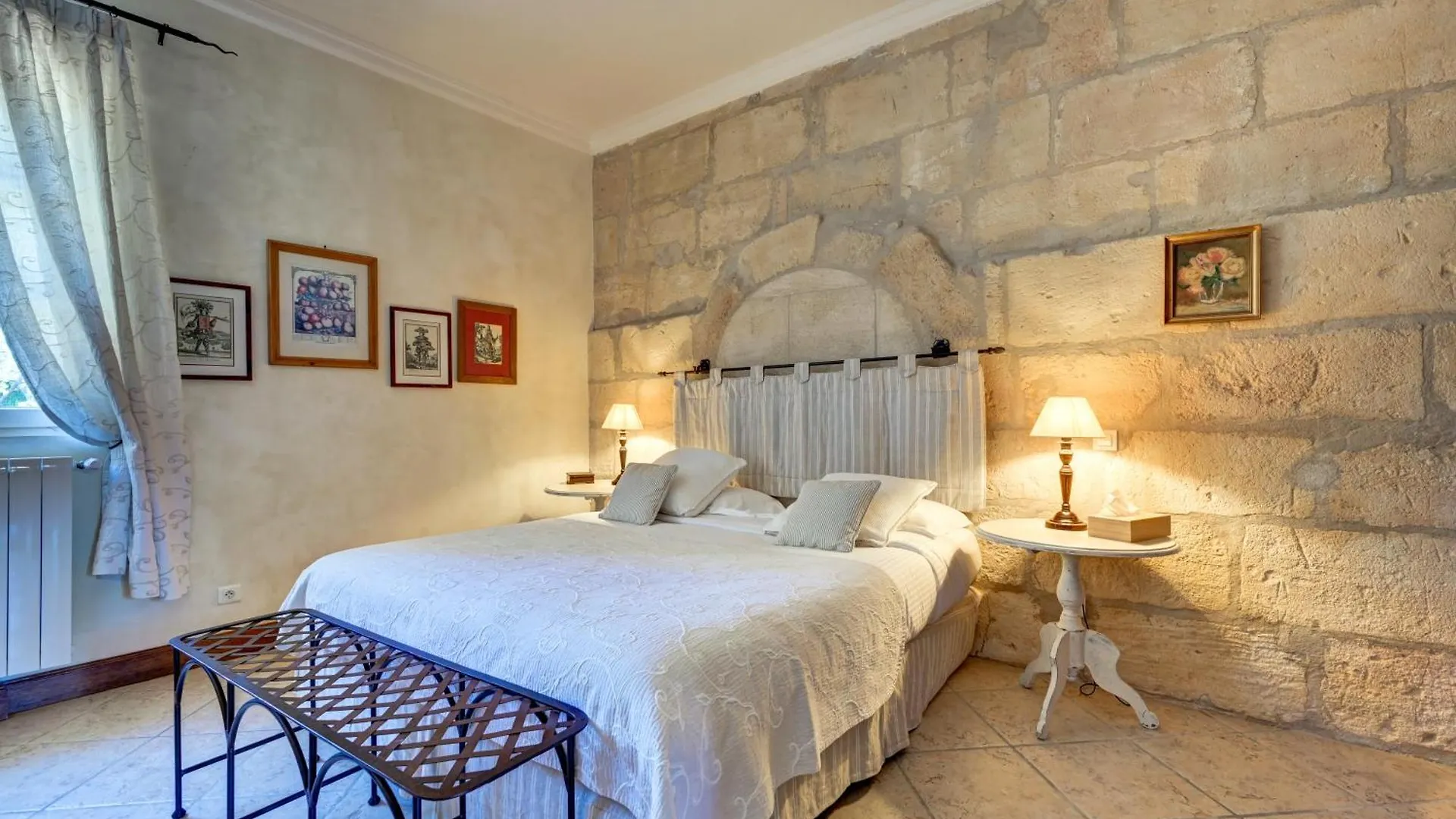 Mas Des Comtes De Provence Hotel Tarascon