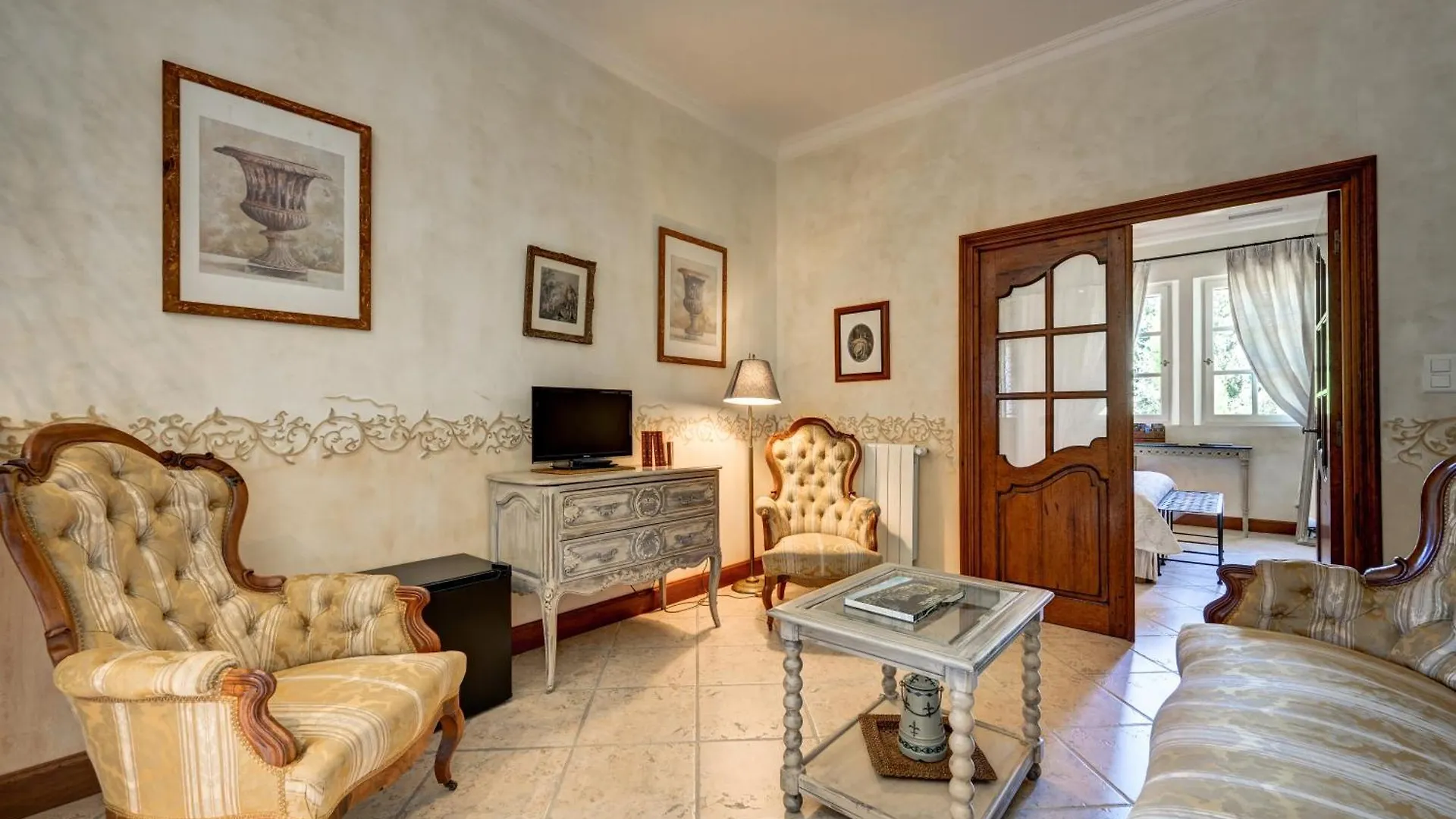 Mas Des Comtes De Provence Hotel Tarascon