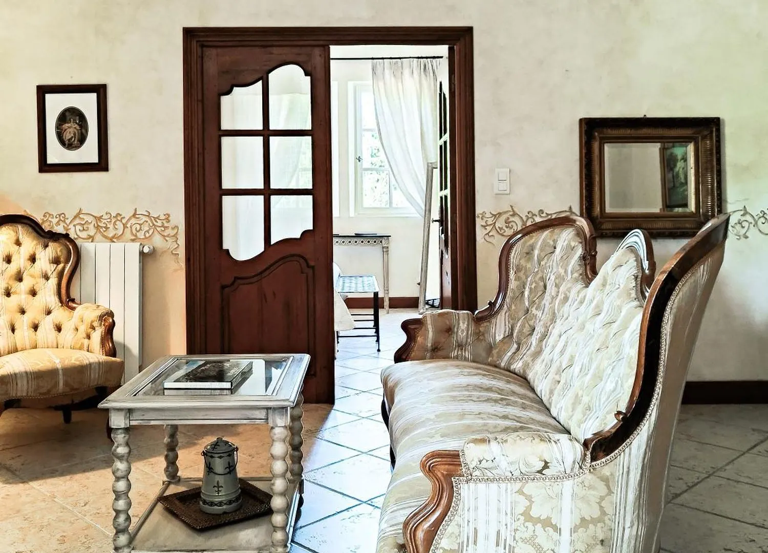 Mas Des Comtes De Provence Hotel Tarascon 4*,  France